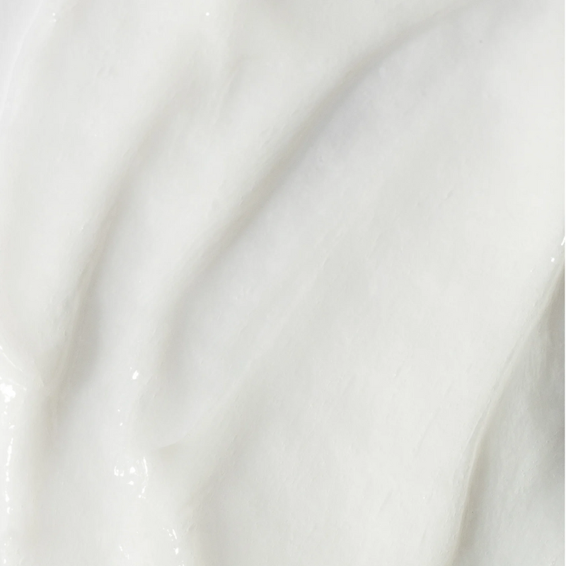 Vivier Corrector 2 - Close-up photo showcasing the smooth texture and creamy format of the skin lightening and correcting cream